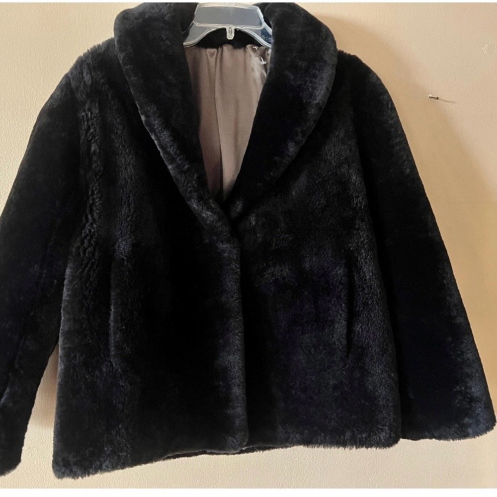 Real Bkack Mouton sheepskin fur vintage women’s coat jacket size medium 8 10